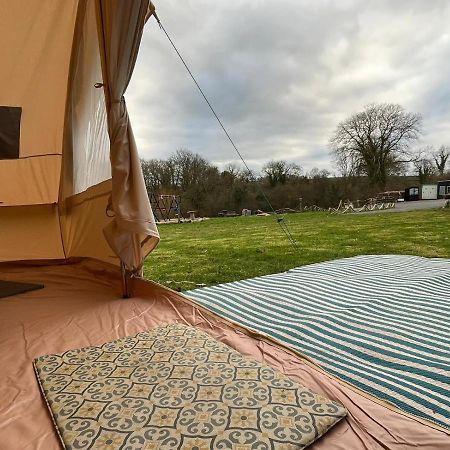 1 Glamping Tent With Kitchen & Electric On Small Family Campsite, No Bedding Supplied Нарберт Экстерьер фото